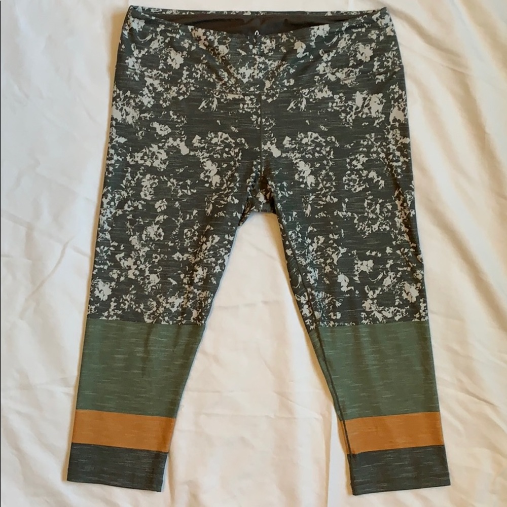Green and Yellow Patterned Exercise Capris
